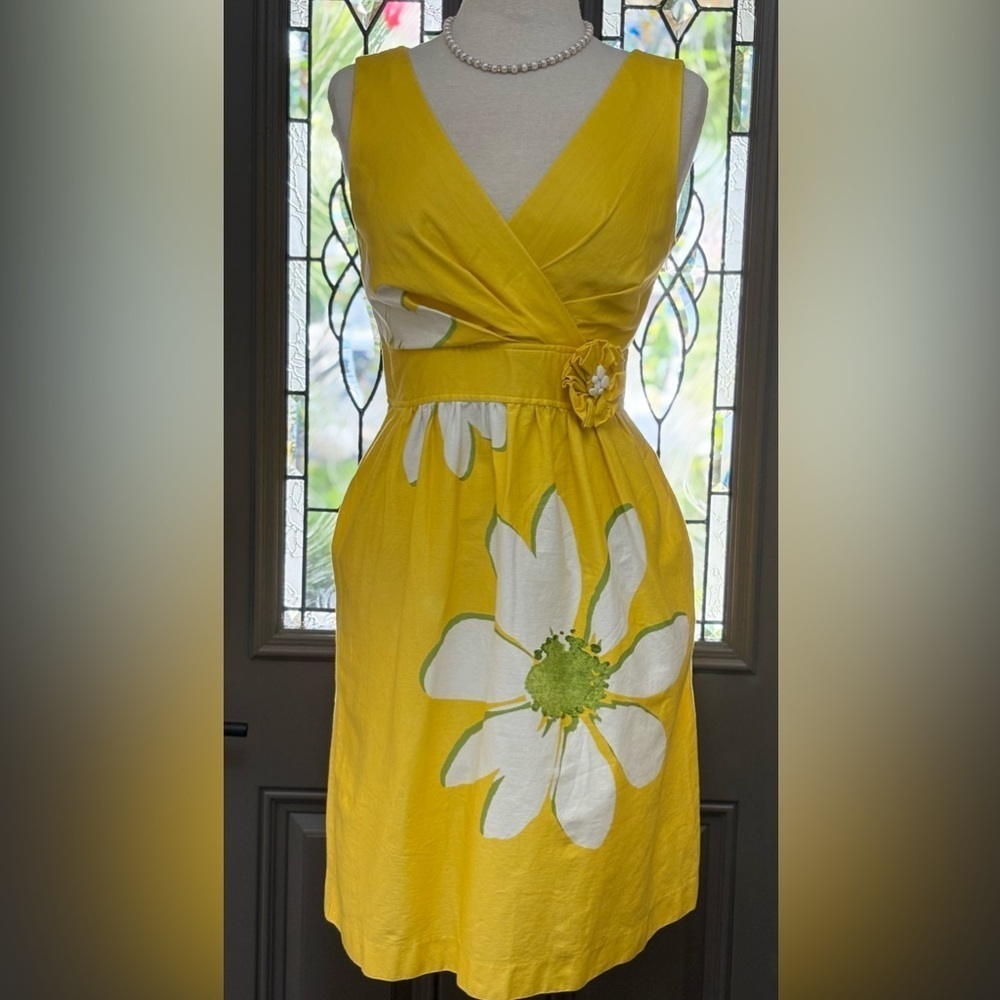 Studio I Yellow Sleeveless Daisy Print Sundress